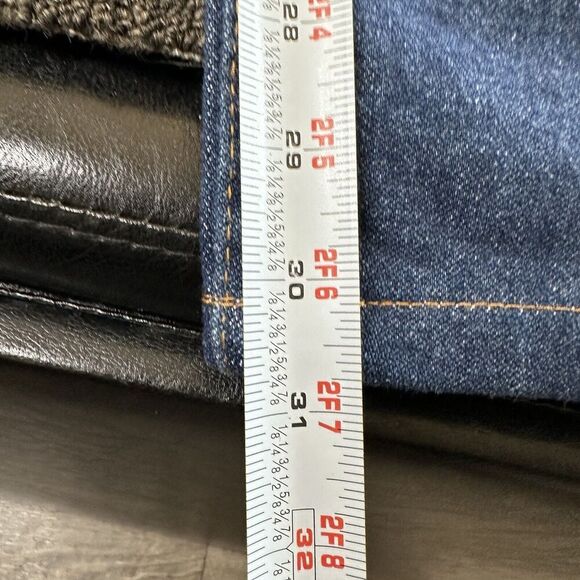 Tyndale Women's Straight Leg FR Jeans 20 Flame Resistant Arc Rating (ATPV) 23.8 - Picture 10 of 12